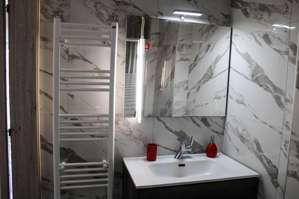 Anesis House Apartment Неос Мармарас Екстериор снимка